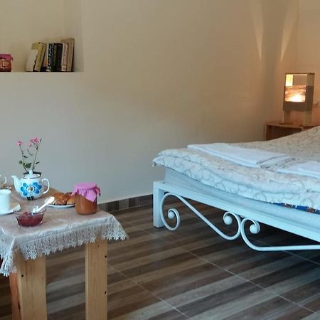 Arami Guest House Dilijan Exterior photo