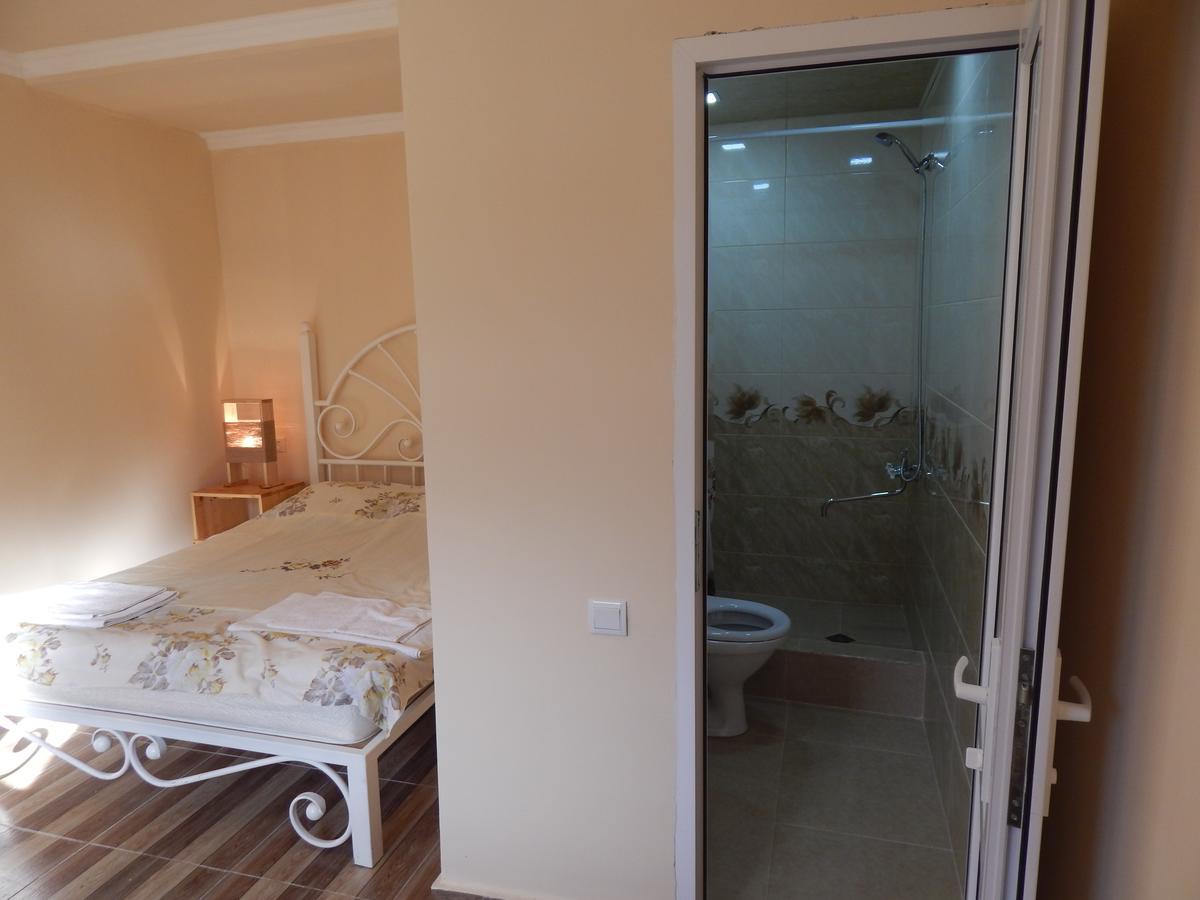 Arami Guest House Dilijan Exterior photo